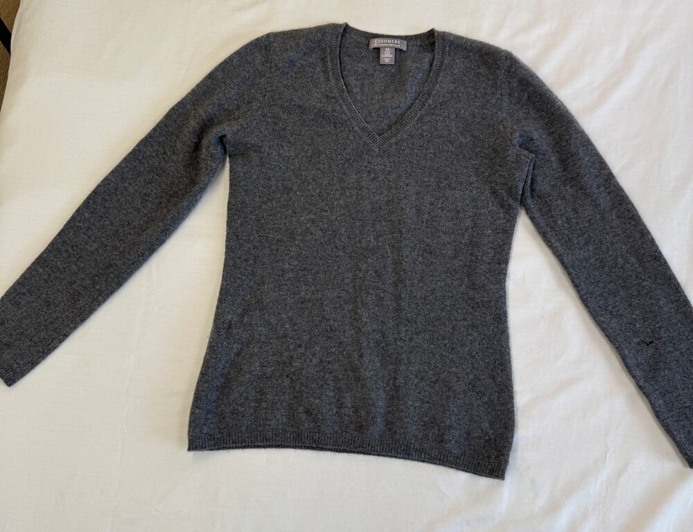 Charter Club XS Gray 100% Cashmere V-Neck Sweater 2-Ply